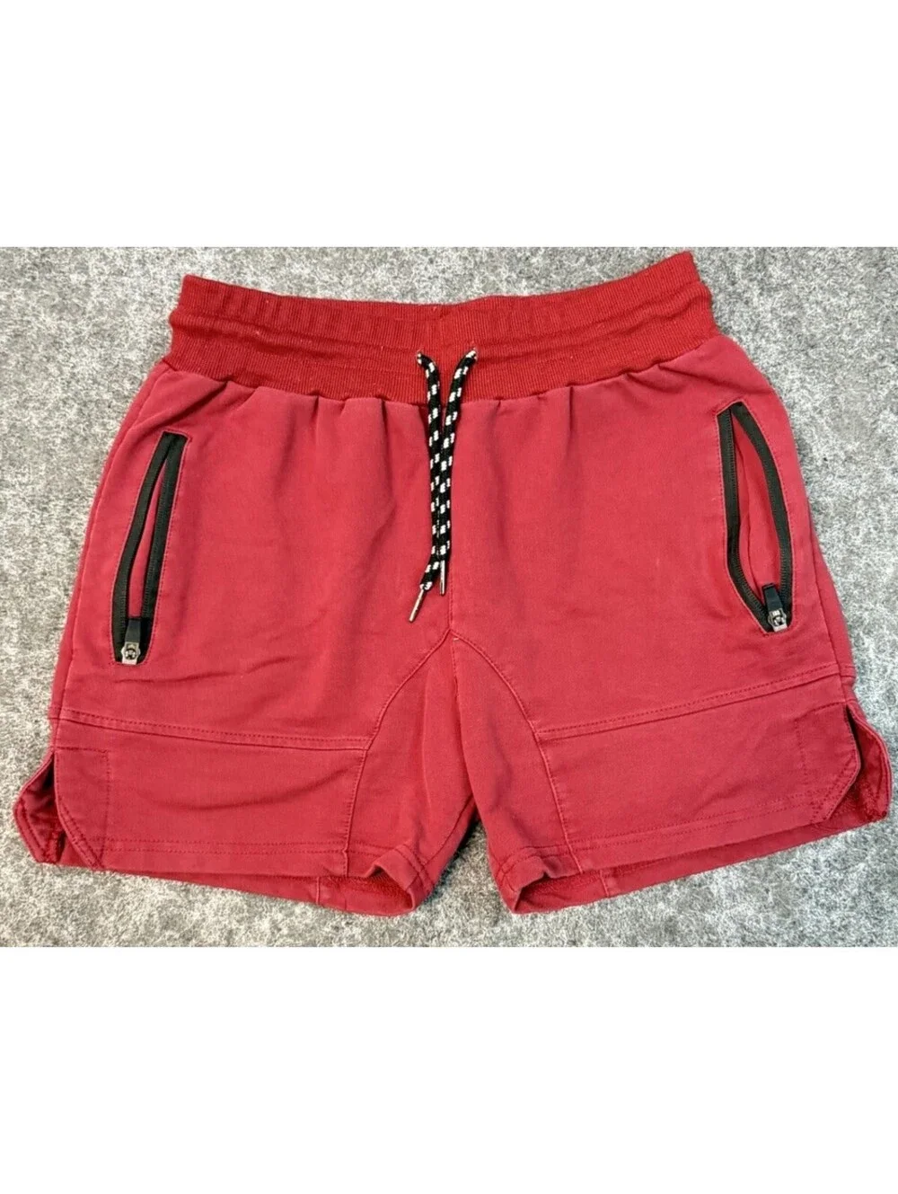 Men’s Red Athletic Lounge Shorts Drawstring Zip Pockets Size Small